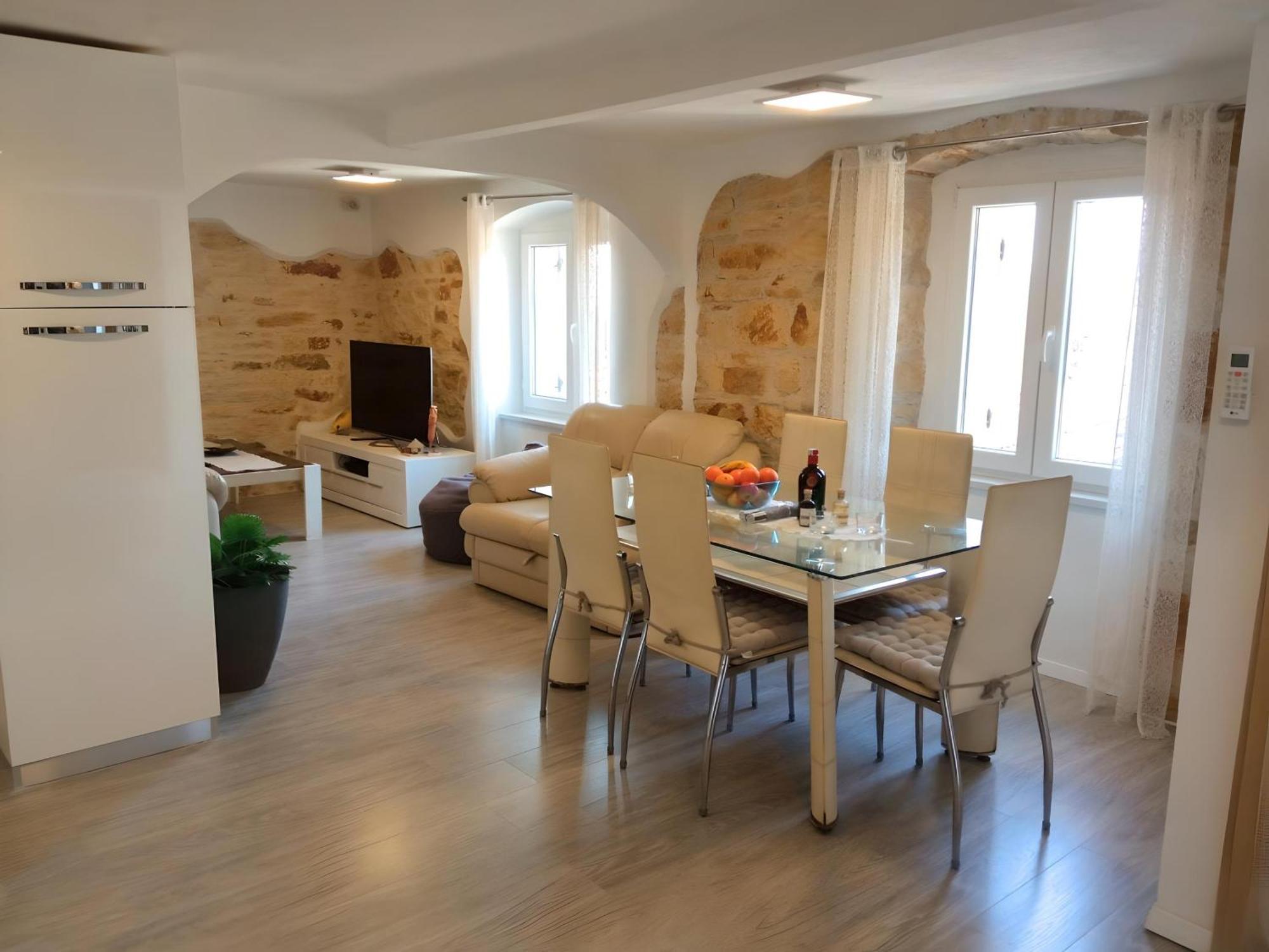 Apartment Valentino Tar-Vabriga Luaran gambar