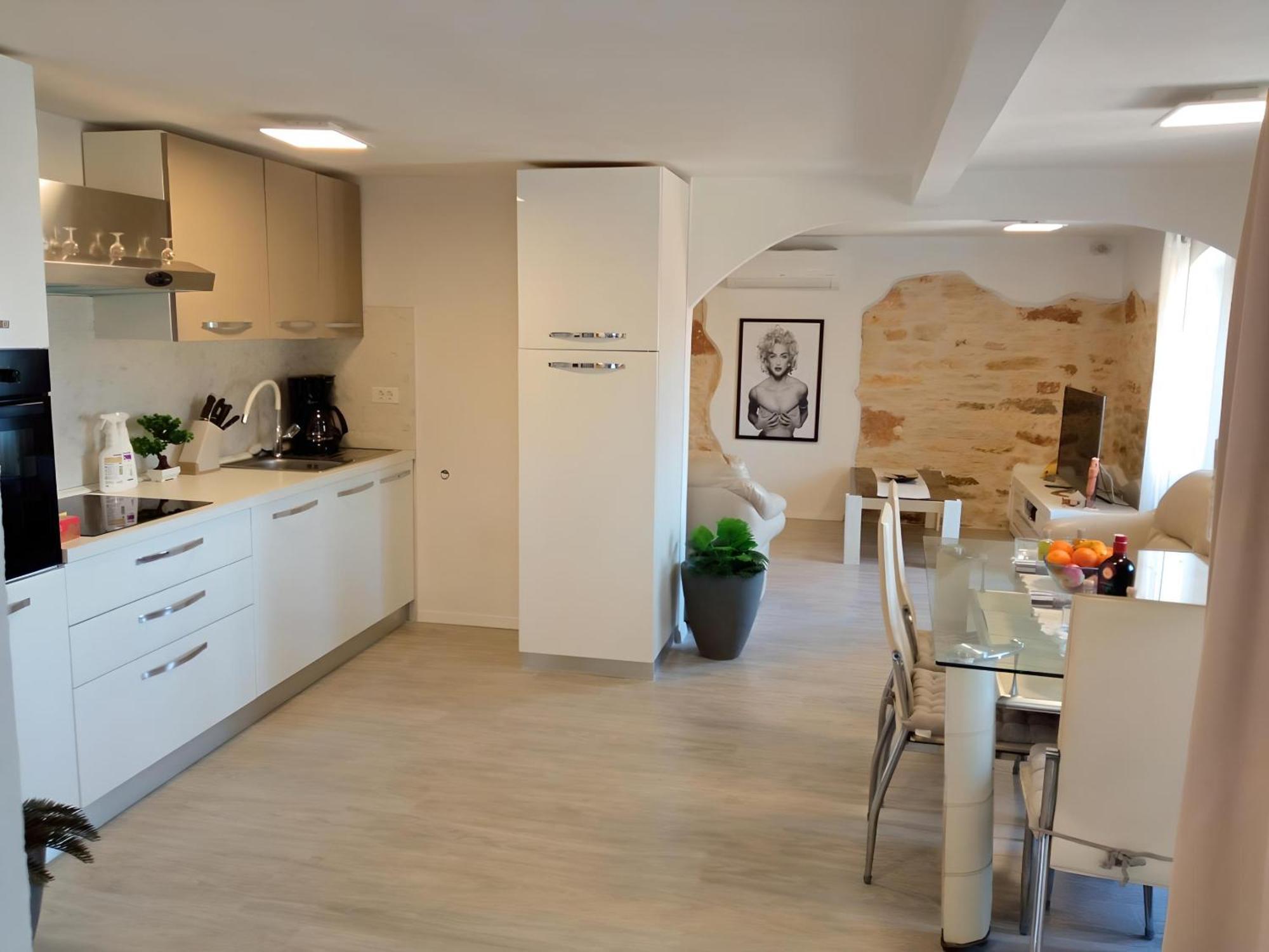 Apartment Valentino Tar-Vabriga Luaran gambar